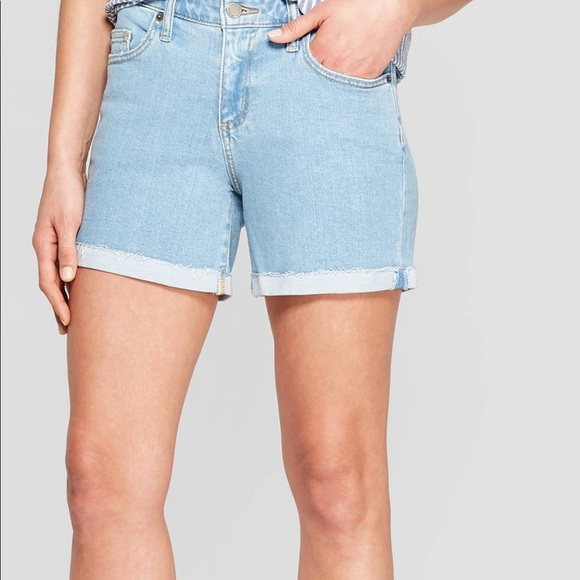 Women’s Mid-Rise Single Cuff Raw Hem Boyfriend - Picture 2 of 7